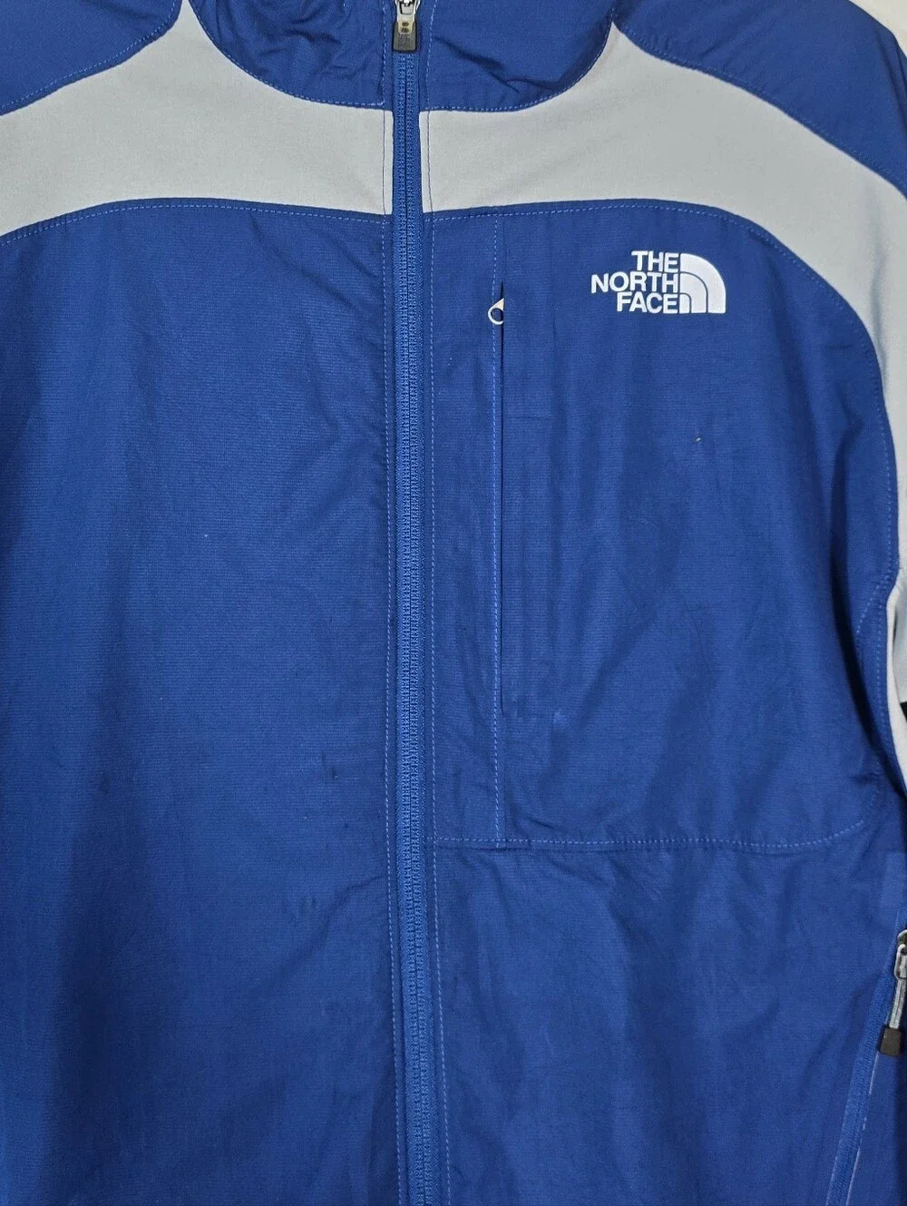 The North Face Men's Blue Windbreaker Jacket